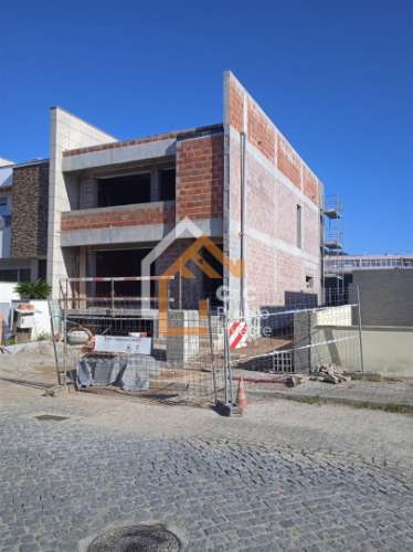 Moradia T3 Venda em Merelim (São Pedro) e Frossos,Braga