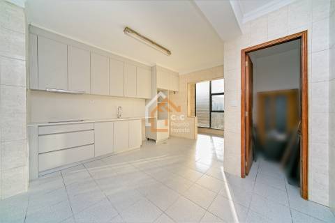 Apartamento T3 Venda em Nogueira, Fraião e Lamaçães,Braga