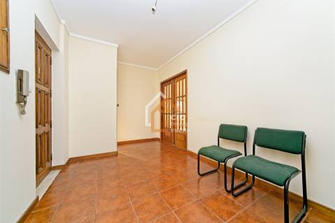 Apartamento T3 Venda em Nogueira, Fraião e Lamaçães,Braga