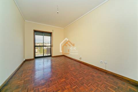 Apartamento T3 Venda em Nogueira, Fraião e Lamaçães,Braga