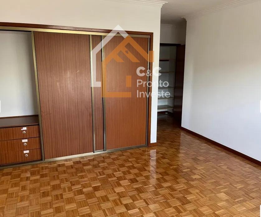 Apartamento T3 Venda em Nogueira, Fraião e Lamaçães,Braga
