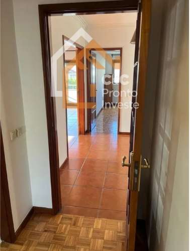 Apartamento T3 Venda em Nogueira, Fraião e Lamaçães,Braga