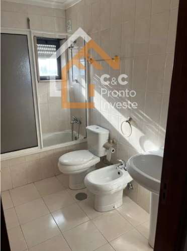 Apartamento T3 Venda em Nogueira, Fraião e Lamaçães,Braga
