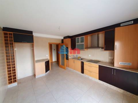Apartamento T3 Venda em Ínsua,Penalva do Castelo