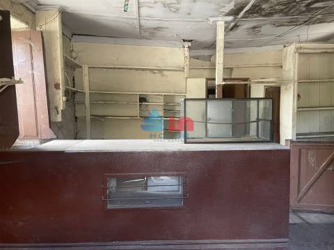 Moradia para Restaurar T3 Venda em Santiago de Cassurrães e Póvoa de Cervães,Mangualde