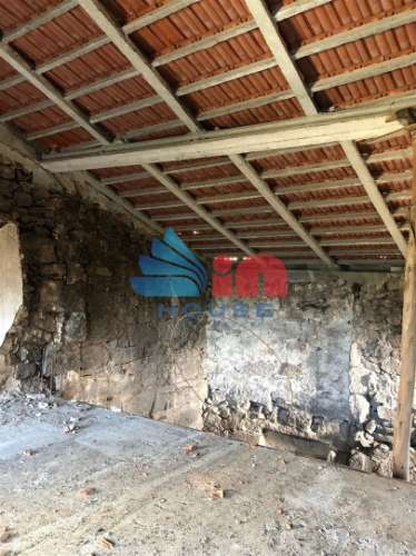 Moradia para Restaurar  Venda em Santiago de Cassurrães e Póvoa de Cervães,Mangualde