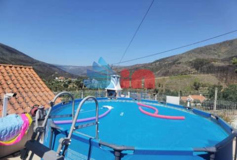 Moradia T3+1 Venda em Vale de Amoreira,Manteigas