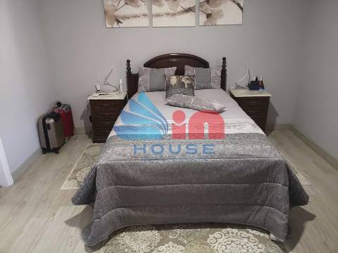 Moradia T3+1 Venda em Vale de Amoreira,Manteigas