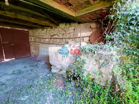 Moradia para Restaurar T4 Venda em São João do Monte e Mosteirinho,Tondela