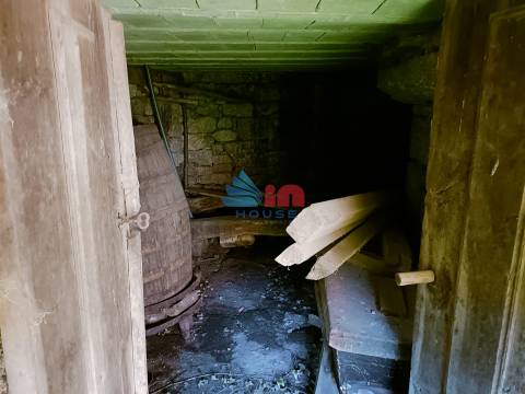 Moradia para Restaurar T4 Venda em São João do Monte e Mosteirinho,Tondela