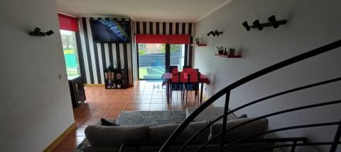 Moradia Geminada T2 Venda em Santa Comba Dão e Couto do Mosteiro,Santa Comba Dão