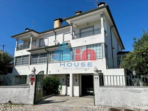 Moradia Geminada T4 Venda em Ranhados,Viseu