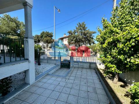 Moradia Geminada T4 Venda em Ranhados,Viseu