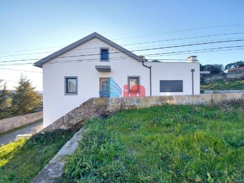 Moradia T4 Venda em Mangualde, Mesquitela e Cunha Alta,Mangualde