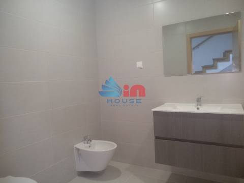 Moradia T4 Venda em Mangualde, Mesquitela e Cunha Alta,Mangualde