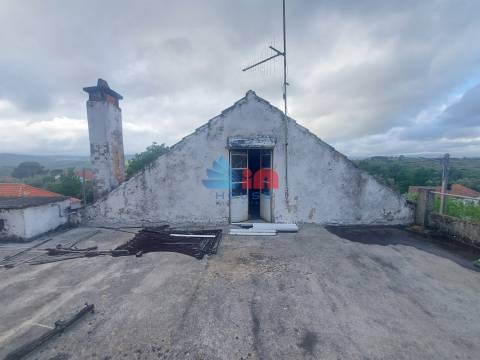 Moradia T3 Venda em Cativelos,Gouveia