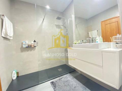 Apartamento T2 Venda em Galegos (Santa Maria),Barcelos