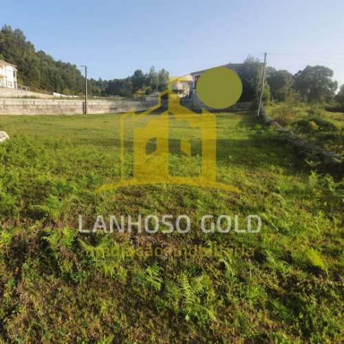 Lote de Terreno  Venda em Póvoa de Lanhoso (Nossa Senhora do Amparo),Póvoa de Lanhoso
