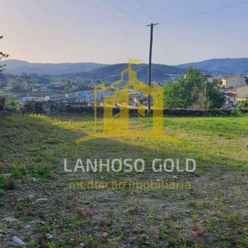 Lote de Terreno  Venda em Póvoa de Lanhoso (Nossa Senhora do Amparo),Póvoa de Lanhoso