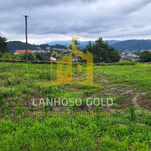 Lote de Terreno  Venda em Póvoa de Lanhoso (Nossa Senhora do Amparo),Póvoa de Lanhoso