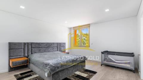 Moradia T4 Venda em Fonte Arcada e Oliveira,Póvoa de Lanhoso