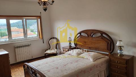 Apartamento T3 Venda em Póvoa de Lanhoso (Nossa Senhora do Amparo),Póvoa de Lanhoso