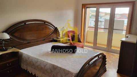 Apartamento T3 Venda em Póvoa de Lanhoso (Nossa Senhora do Amparo),Póvoa de Lanhoso