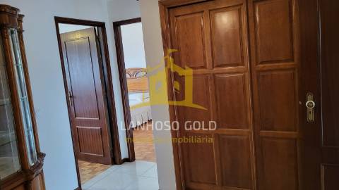 Apartamento T3 Venda em Póvoa de Lanhoso (Nossa Senhora do Amparo),Póvoa de Lanhoso