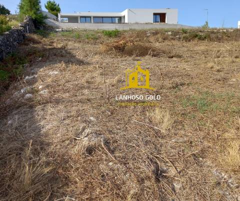 Lote de Terreno  Venda em Campos e Louredo,Póvoa de Lanhoso