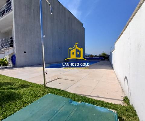 Moradia Geminada T4 Venda em Fonte Arcada e Oliveira,Póvoa de Lanhoso