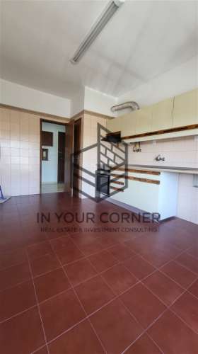 Apartamento T2 Arrendamento em Loures,Loures