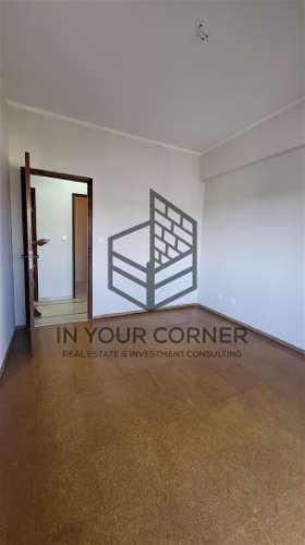 Apartamento T2 Arrendamento em Loures,Loures