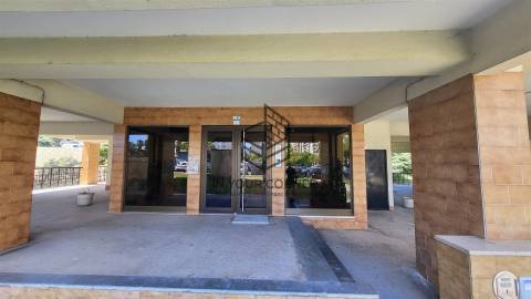 Apartamento T2 Arrendamento em Loures,Loures