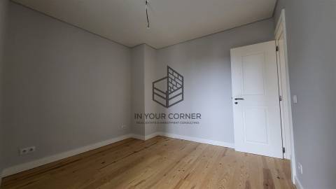 Apartamento T2 Arrendamento em Estrela,Lisboa