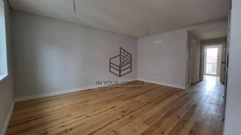 Apartamento T2 Arrendamento em Estrela,Lisboa