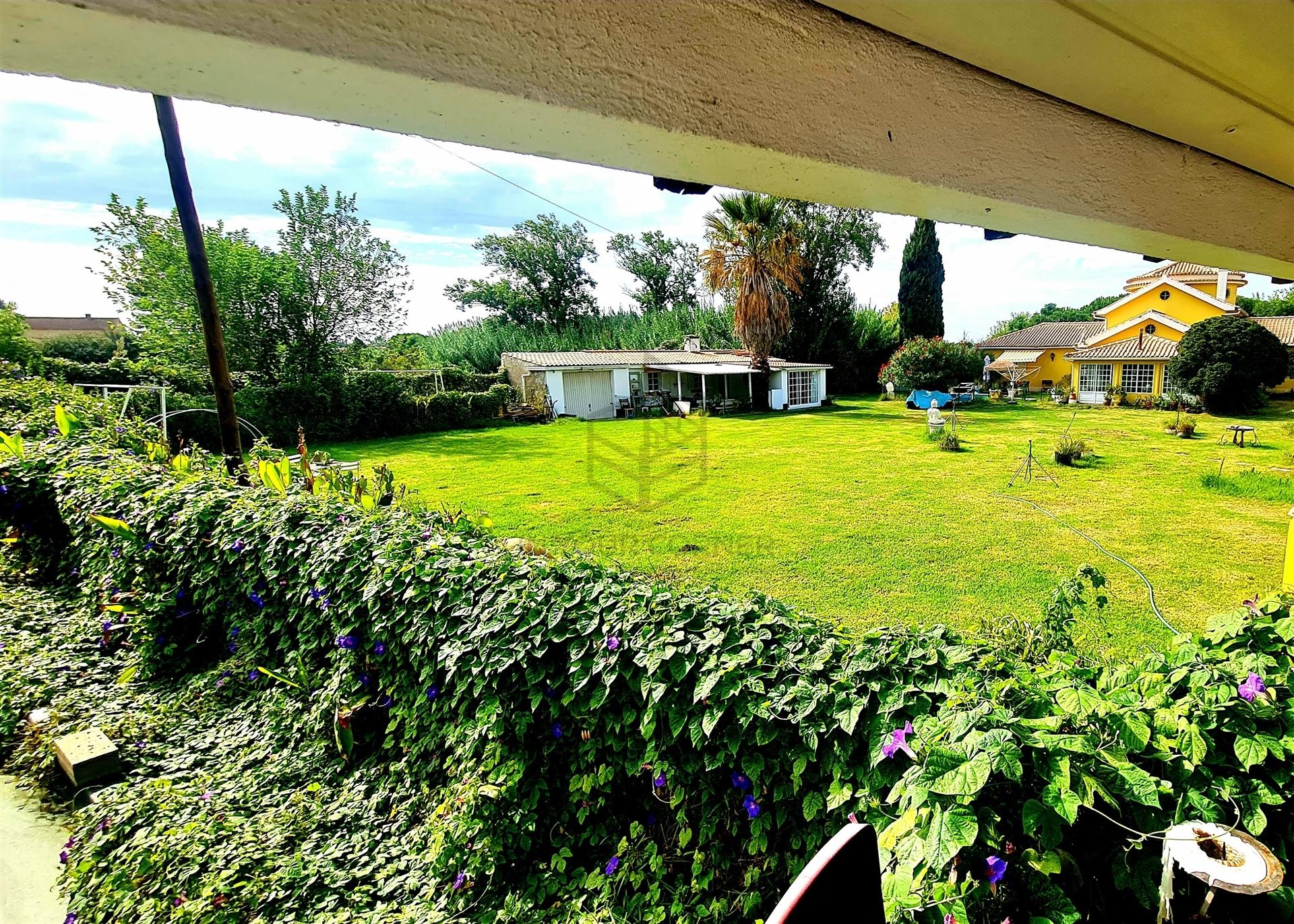 Moradia T3 Arrendamento em Azeitão (São Lourenço e São Simão),Setúbal