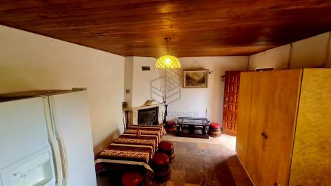 Moradia T2 Arrendamento em Azeitão (São Lourenço e São Simão),Setúbal