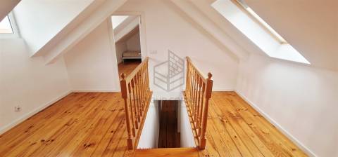 Apartamento T2 DUPLEX Arrendamento em Belém,Lisboa