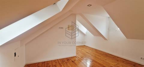 Apartamento T2 DUPLEX Arrendamento em Belém,Lisboa