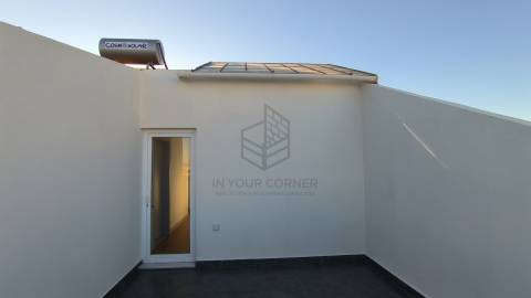 Apartamento T4 DUPLEX Venda em São Vicente,Lisboa