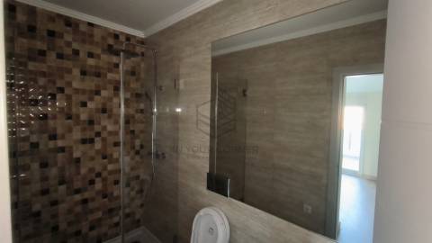 Apartamento T4 DUPLEX Venda em São Vicente,Lisboa