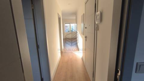 Apartamento T4 DUPLEX Venda em São Vicente,Lisboa