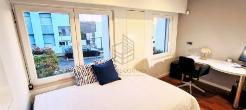 Moradia T5 Venda em Ramada e Caneças,Odivelas