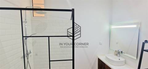 Apartamento T2 Arrendamento em São Vicente,Lisboa