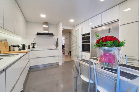 Apartamento T3 Arrendamento em Loures,Loures