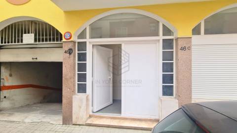 #Amadora #Investimento #Loja #EspaçoComercial #Negócio #Imobiliário #Oportunidade