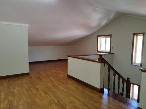 Moradia Geminada T3+1 Venda em Areosa,Viana do Castelo