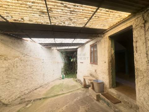 Moradia para Restaurar  Venda em Oliveirinha,Aveiro