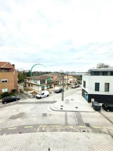 Apartamento T0 + T1 duplex com vista para a ria | Investimento junto à Universidade de Aveiro