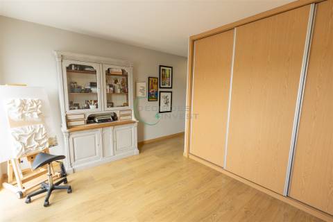 Moradia T4 duplex em São Salvador, Ílhavo